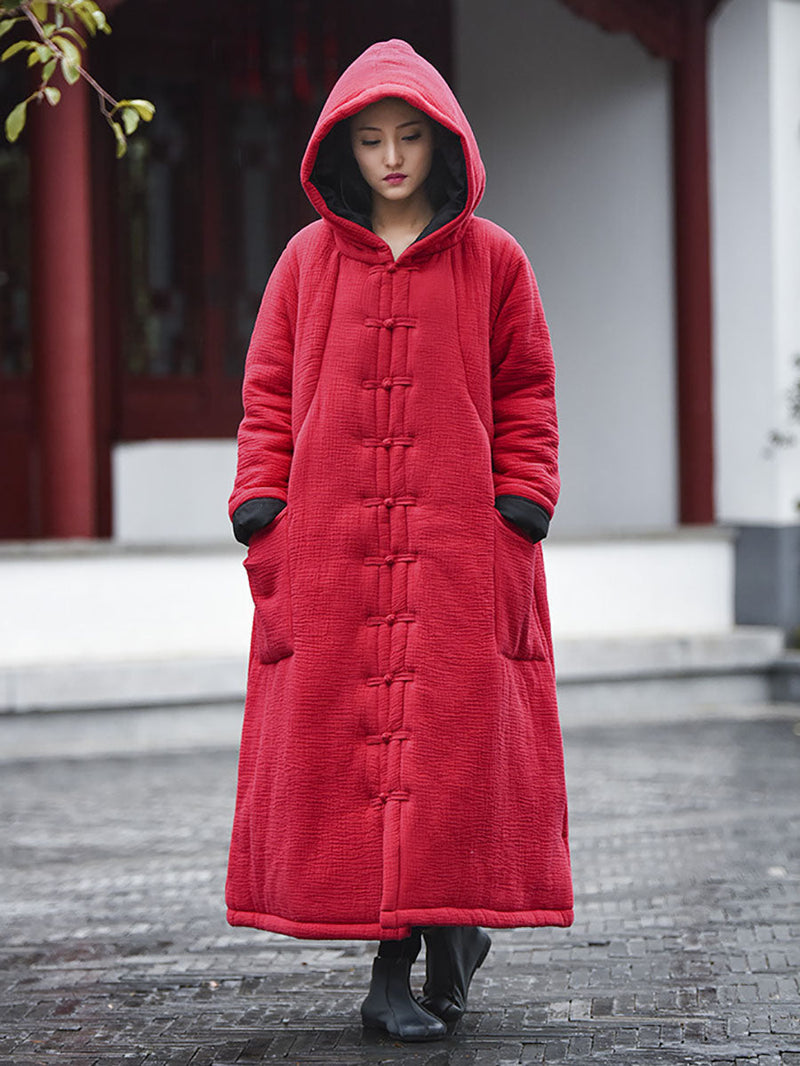 Beautifully Finished Coat in a Timeless Design