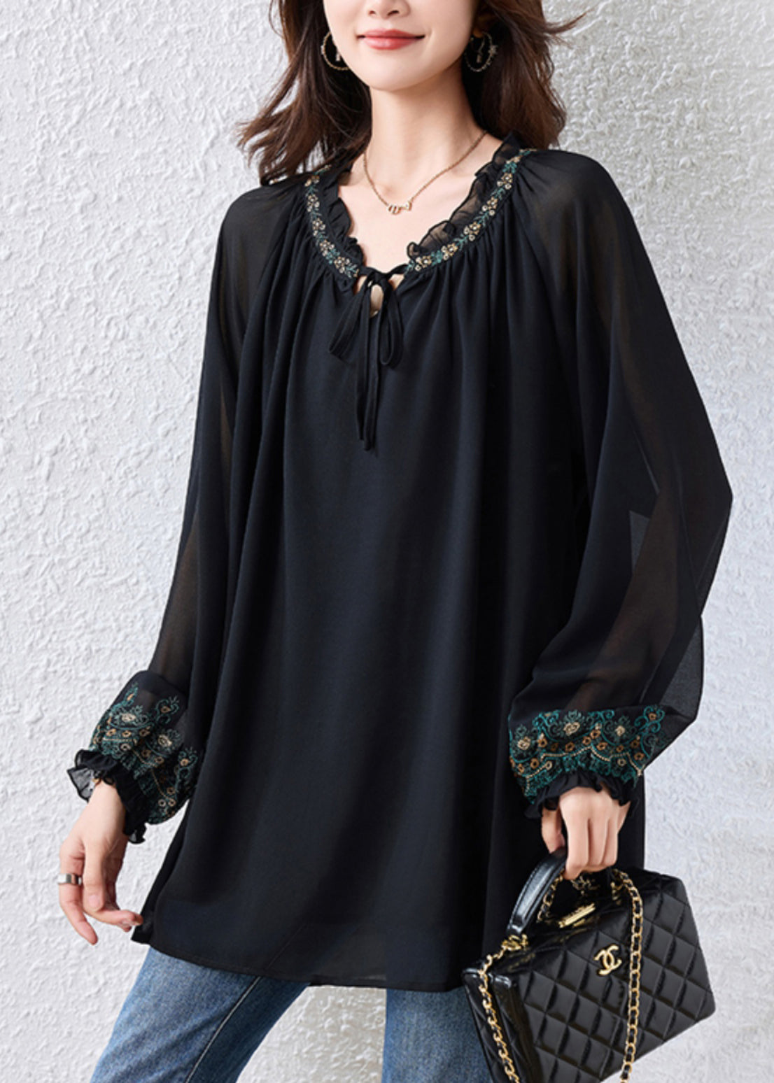 Beautifully Crafted Blouse in a Classic Style