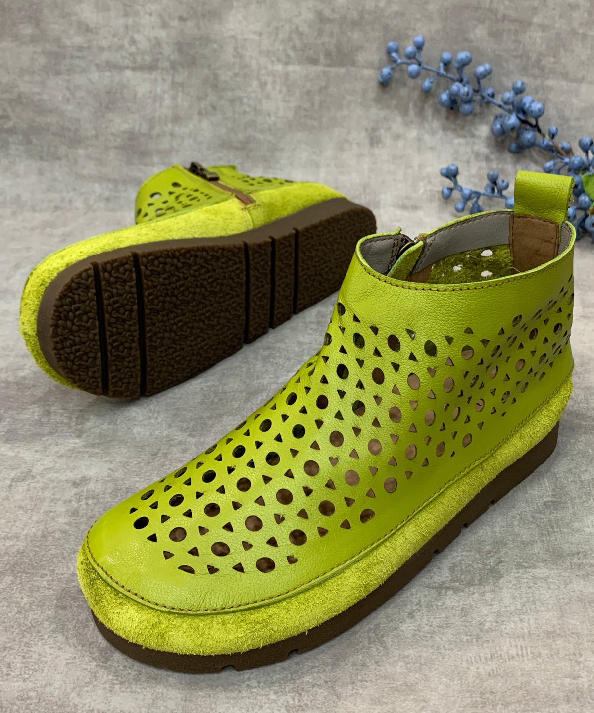 Vintage Inspired Orthopedic Flats
