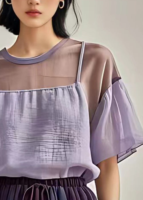 Effortlessly Elegant Top with a Timeless Design