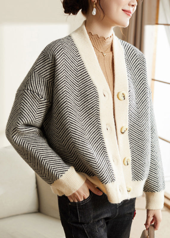 Polished Coat with an Effortless Classic Look
