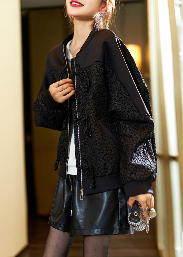 Effortlessly Elegant Coat with a Timeless Design
