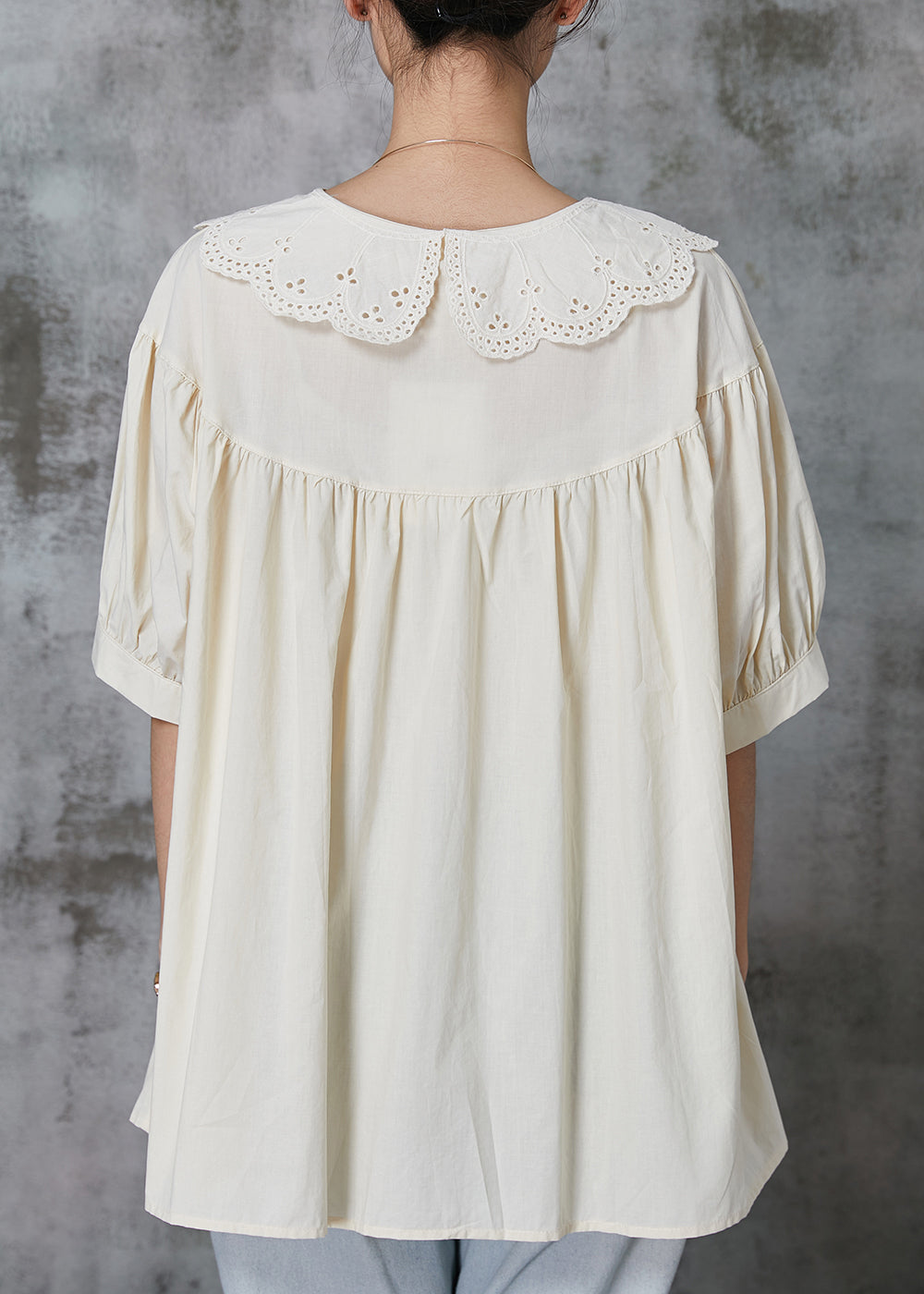 Elegantly Styled Blouse for Everyday Wear