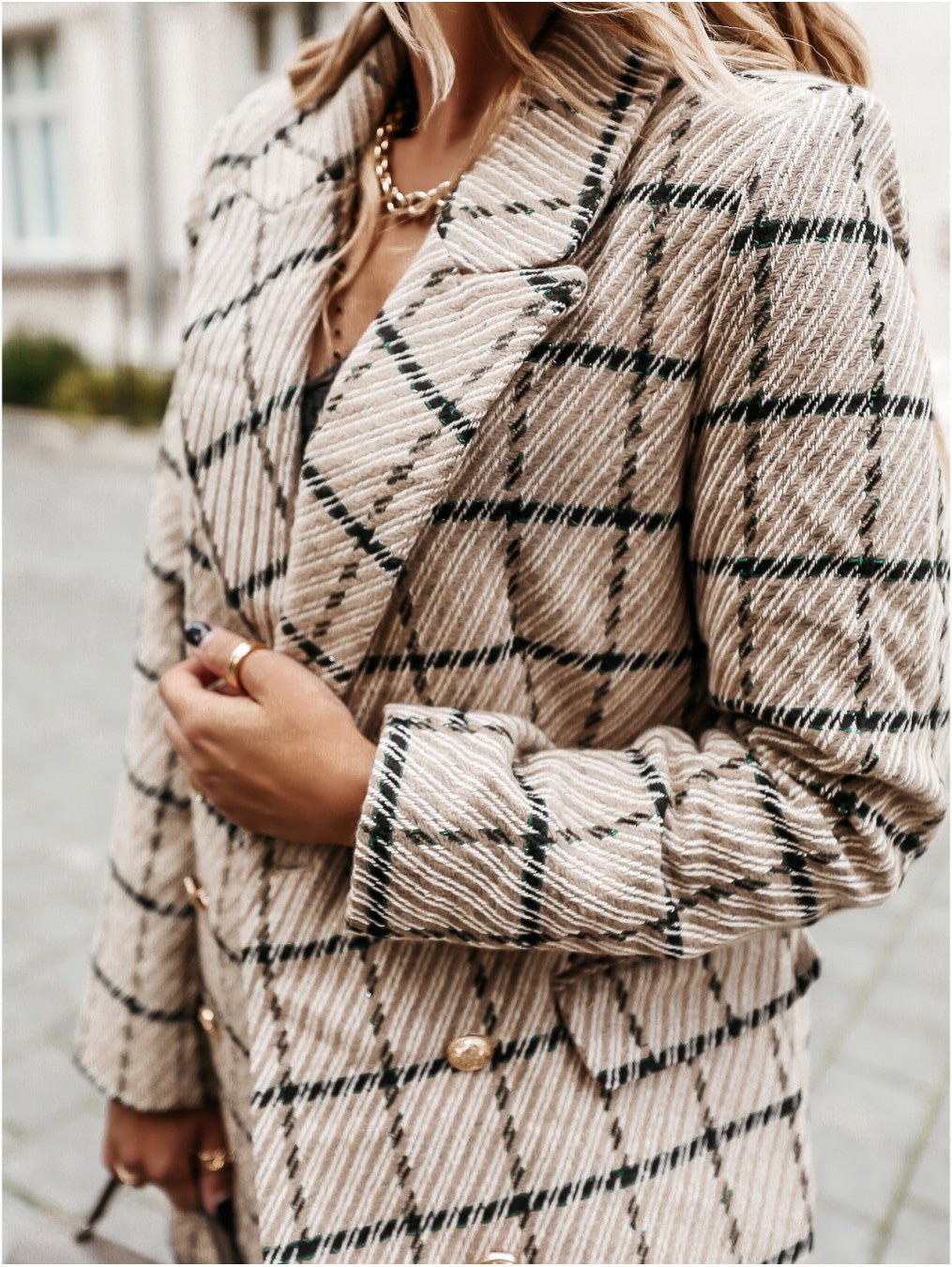 Polished Coat with an Effortless Classic Look