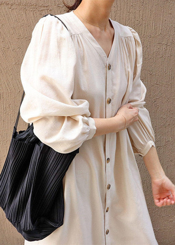Effortlessly Elegant Dress with a Timeless Design