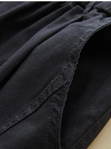 Beautifully Finished Pants in a Timeless Design