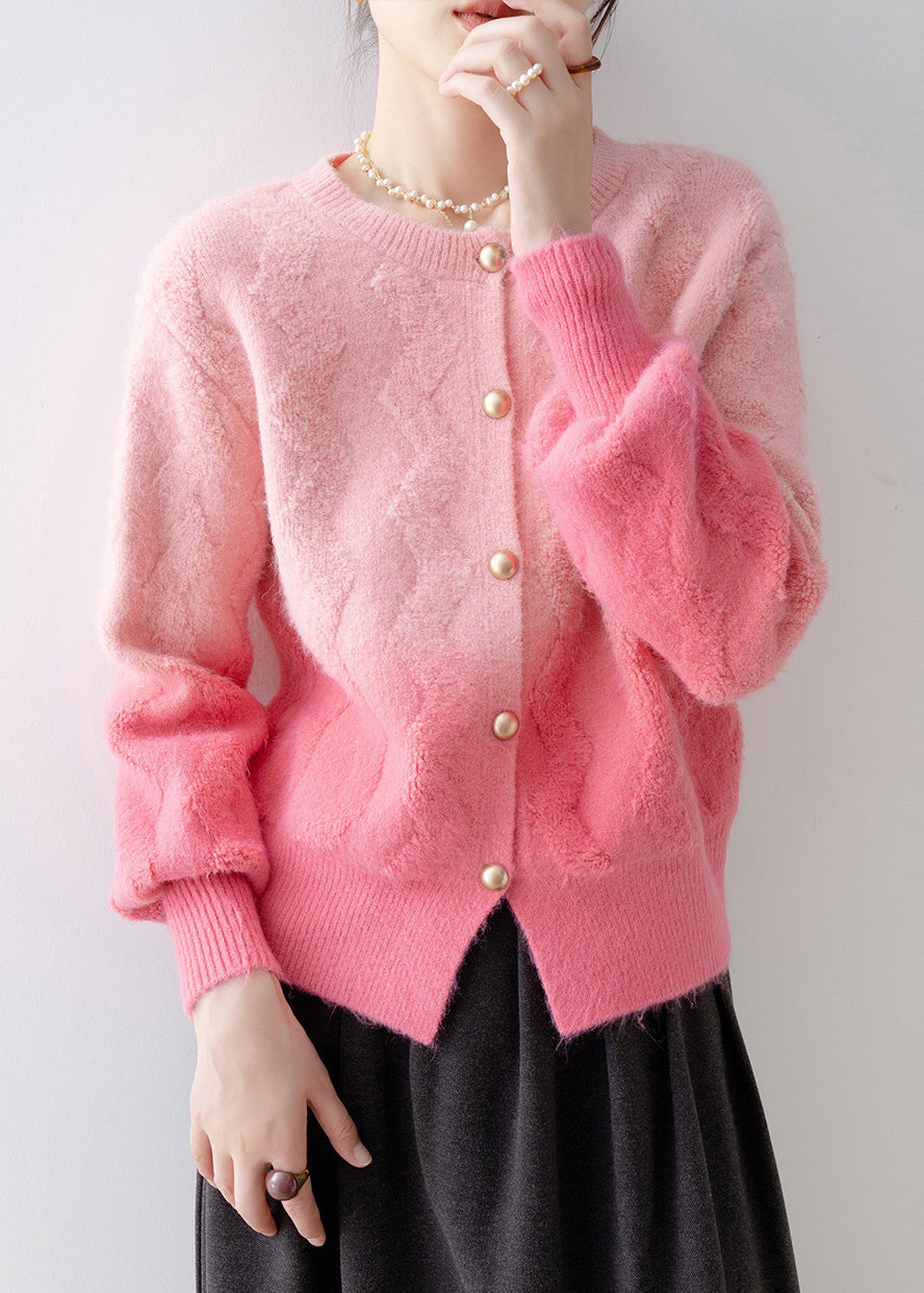 Classic Vintage Cardigan with a Flattering Fit