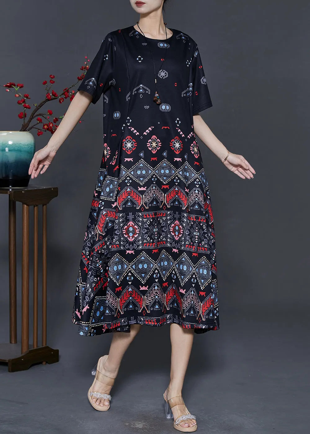 Gracefully Styled Dress for Any Occasion