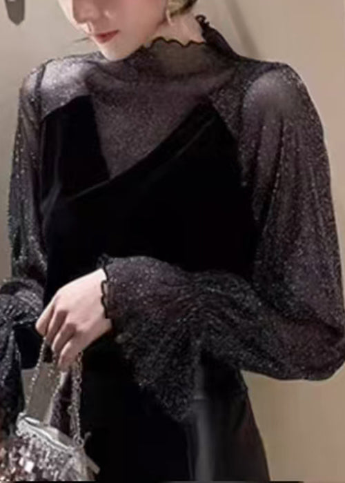 Sophisticated Blouse with a Clean Classic Look