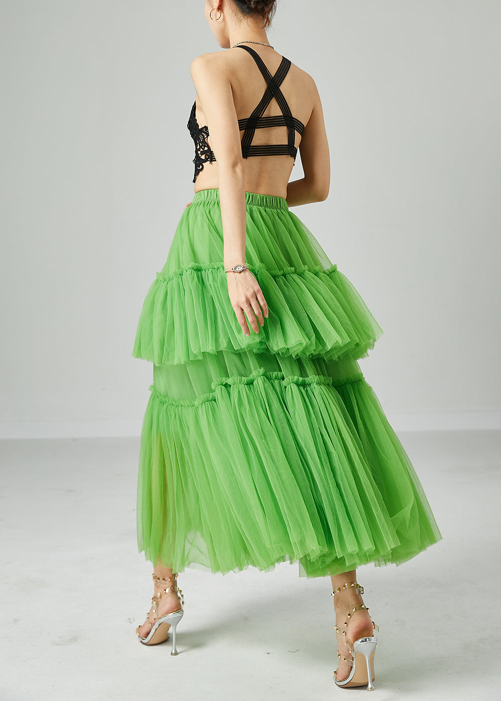 Well Tailored Garment with a Graceful Silhouette