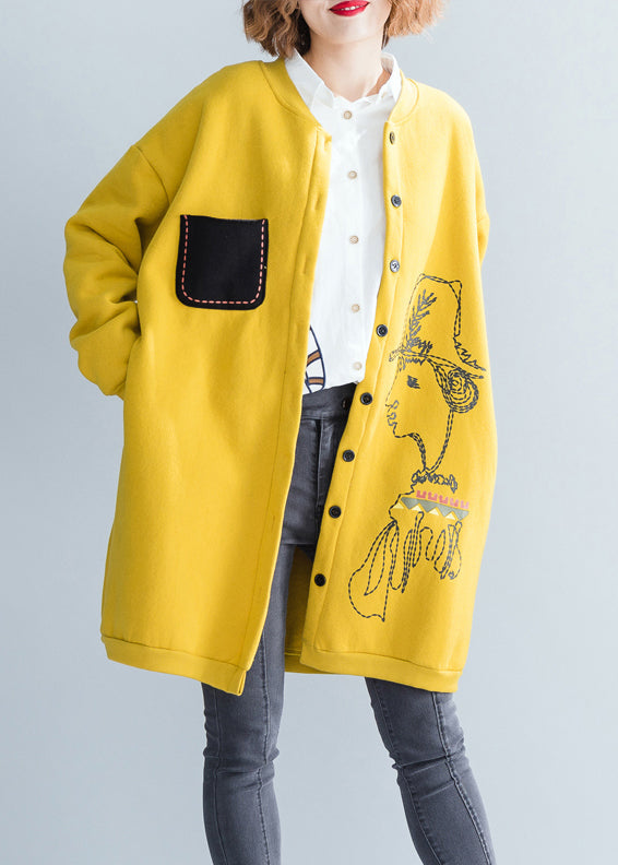 Effortlessly Elegant Coat with a Timeless Design