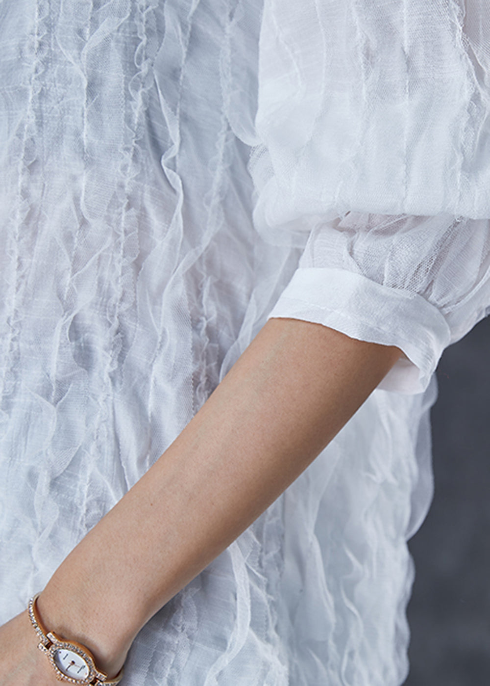 Effortlessly Elegant Shirt with a Timeless Design