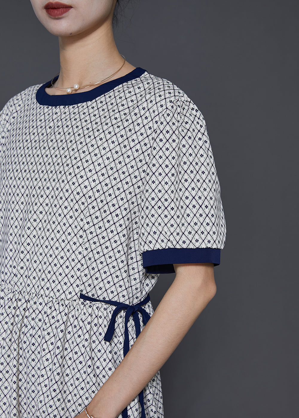 Classic Vintage Dress with a Flattering Fit