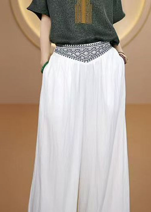 Beautifully Finished Pants in a Timeless Design