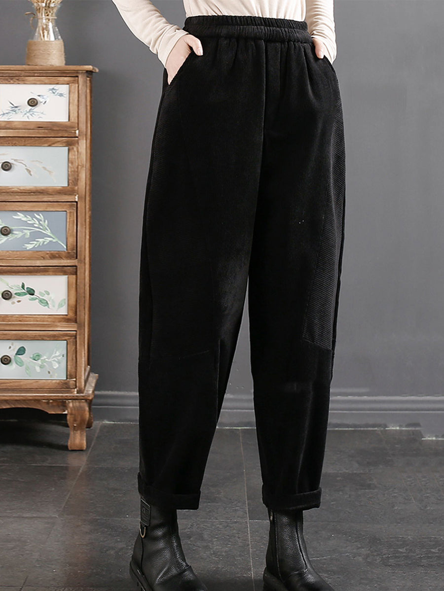 Effortlessly Elegant Pants with a Timeless Design