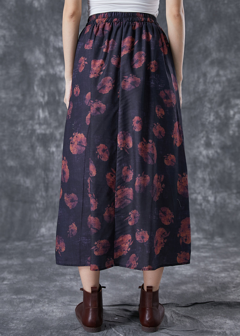 Well Tailored Garment with a Graceful Silhouette