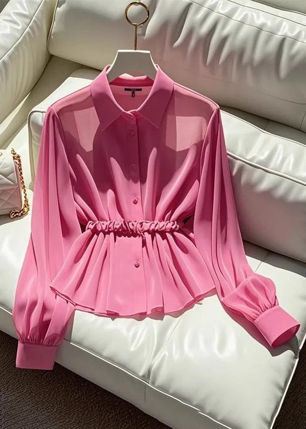 Classic Vintage Blouse with a Flattering Fit