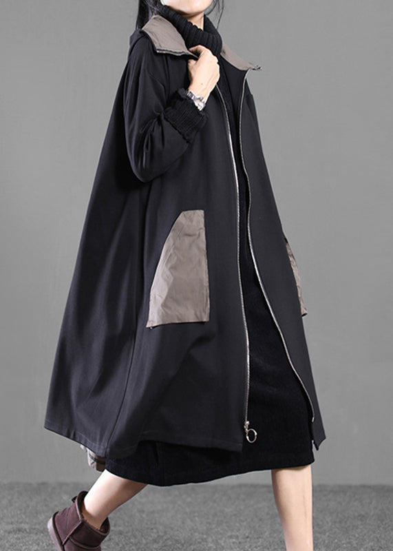 Well Tailored Coat with a Graceful Silhouette