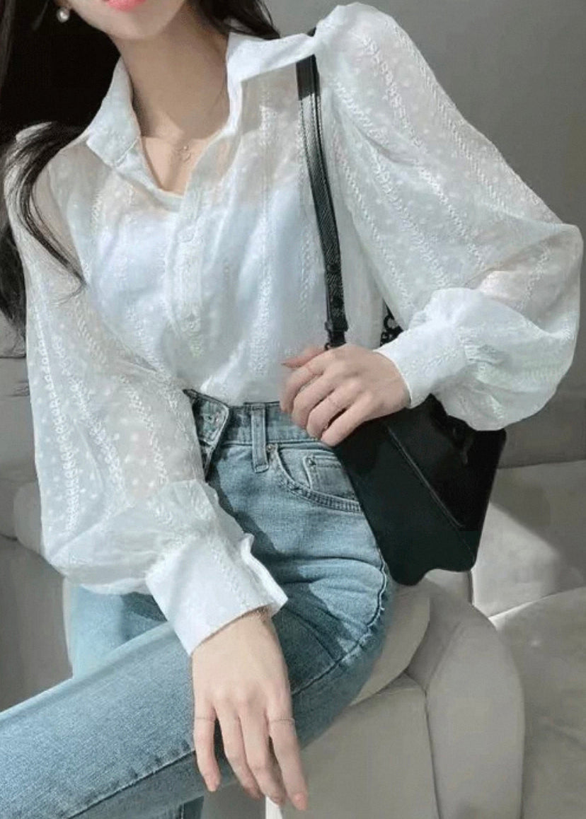 Well Tailored Shirt with a Graceful Silhouette
