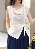 Sophisticated Blouse with a Clean Classic Look