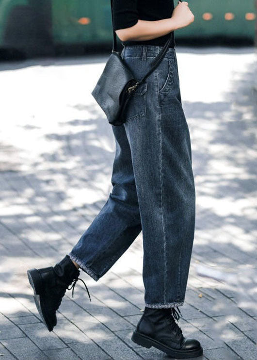 Well Tailored Pants with a Graceful Silhouette