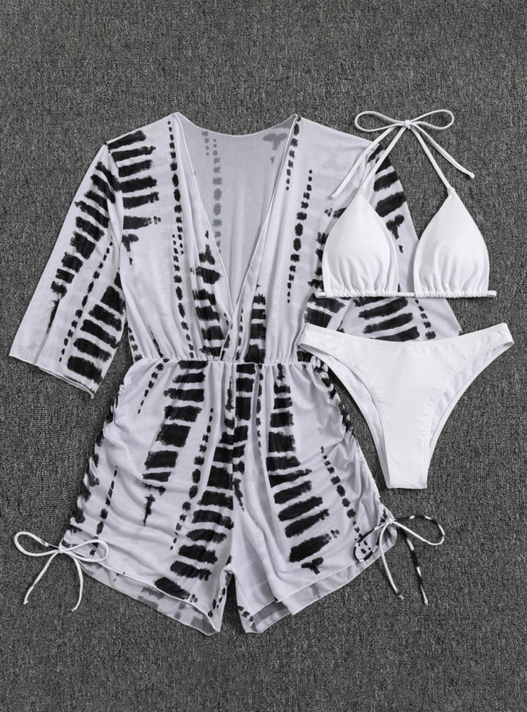 Effortlessly Elegant Garment with a Timeless Design