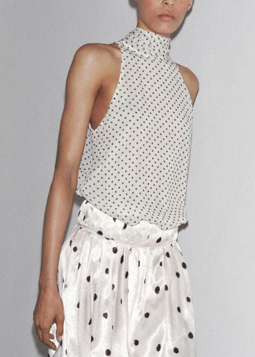 Classic Vintage Top with a Flattering Fit