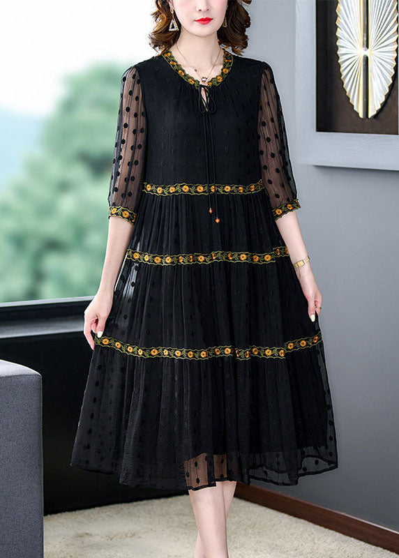 Classic Vintage Dress with a Flattering Fit