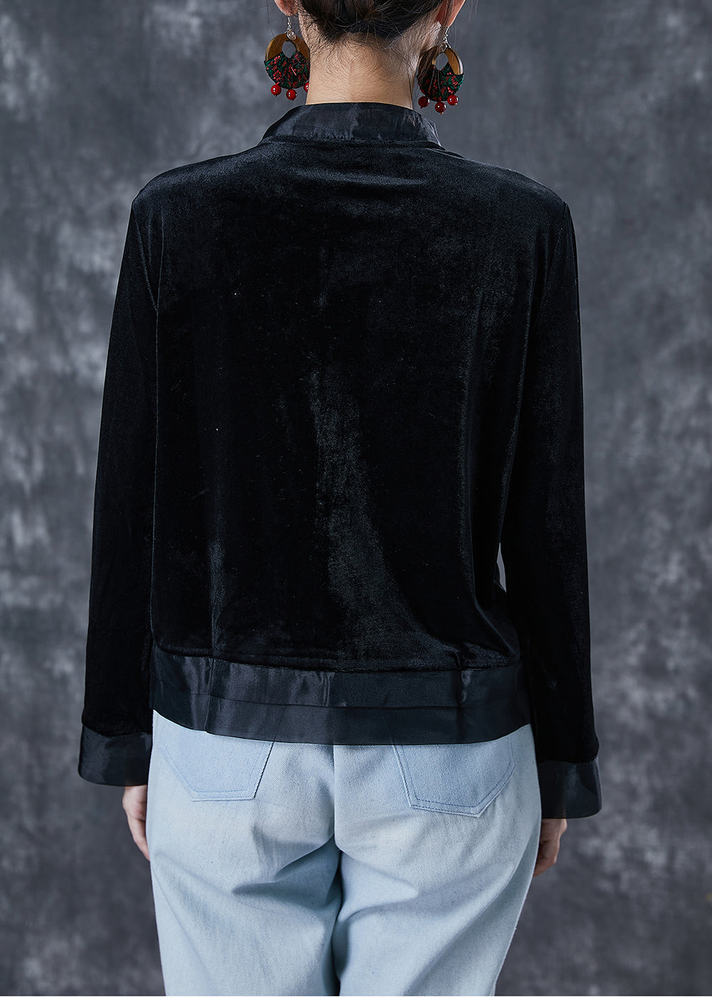 Polished Jacket with an Effortless Classic Look