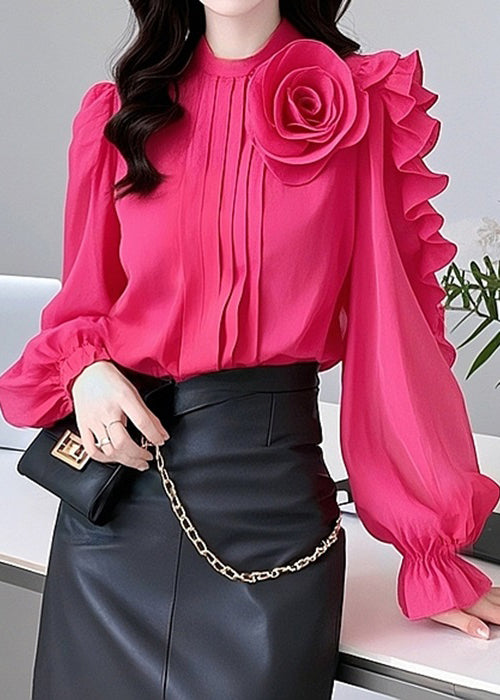 Classic Vintage Blouse with a Flattering Fit