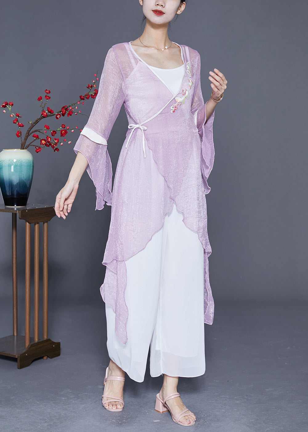 Classic Vintage & Enduringly Stylish Top