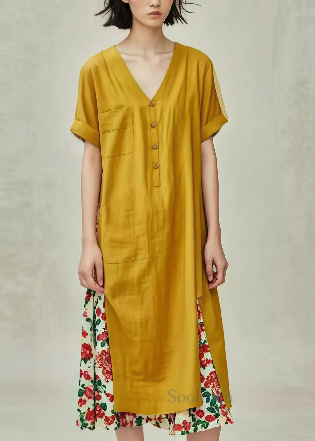 Beautifully Finished Dress in a Timeless Design