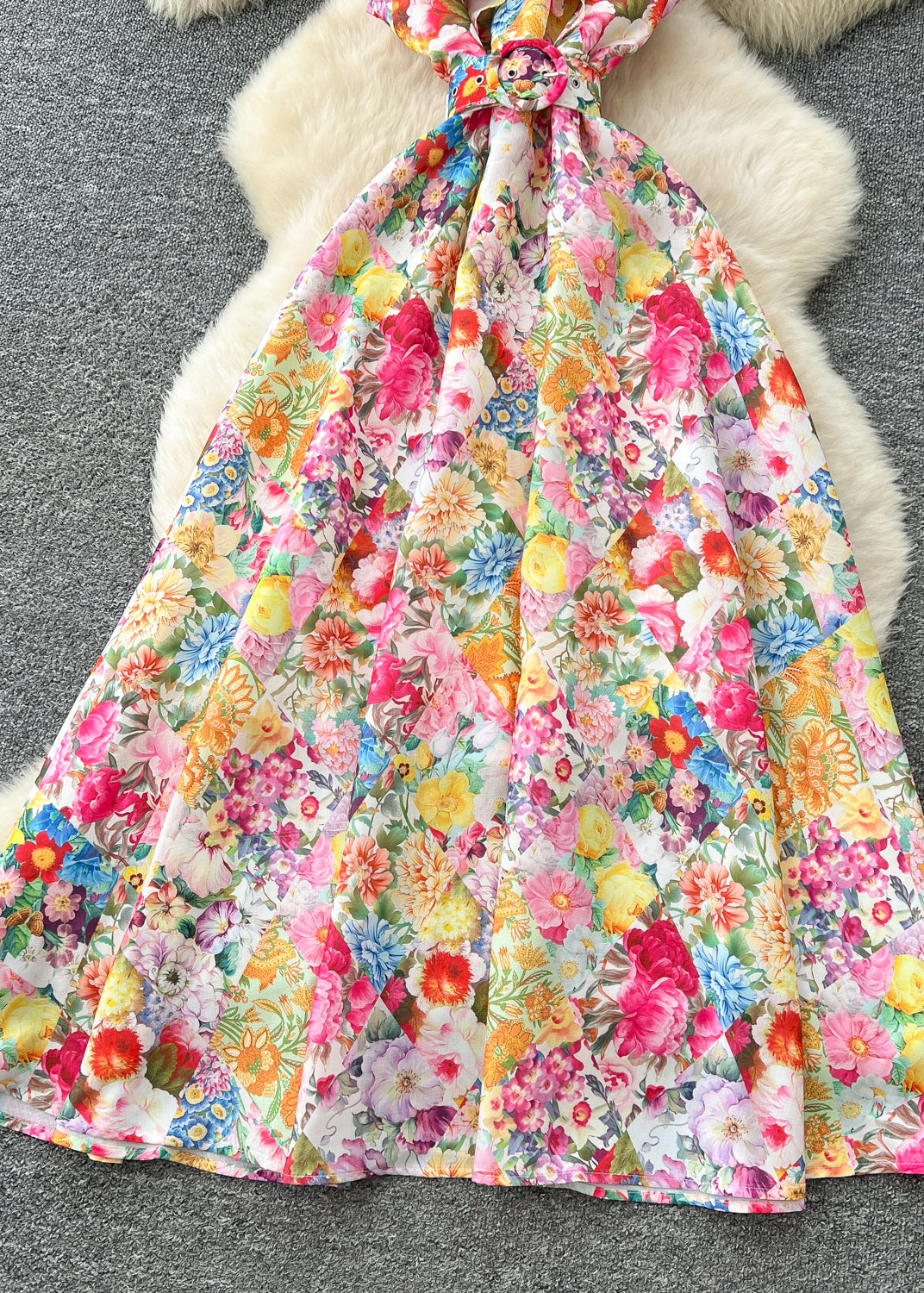Beautifully Crafted Dress in a Classic Style