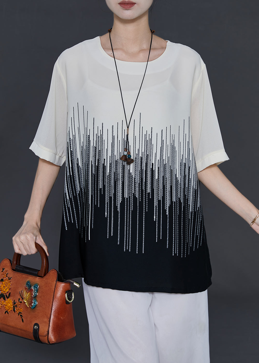 Classic Vintage & Enduringly Stylish Top