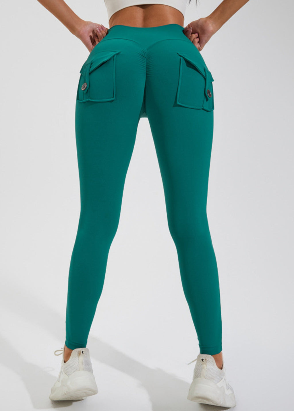 Classic Vintage Pants with a Flattering Fit