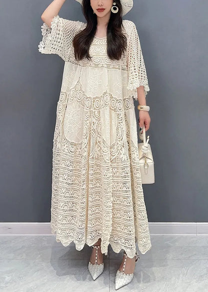Beautifully Finished Dress in a Timeless Design
