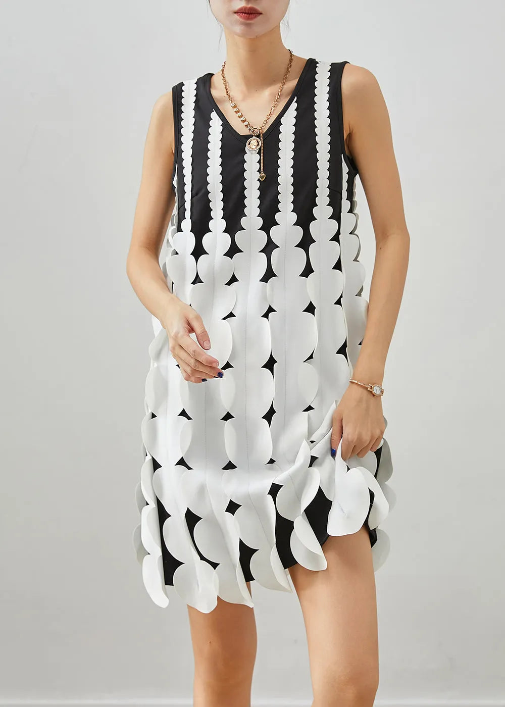 Gracefully Styled Dress for Any Occasion