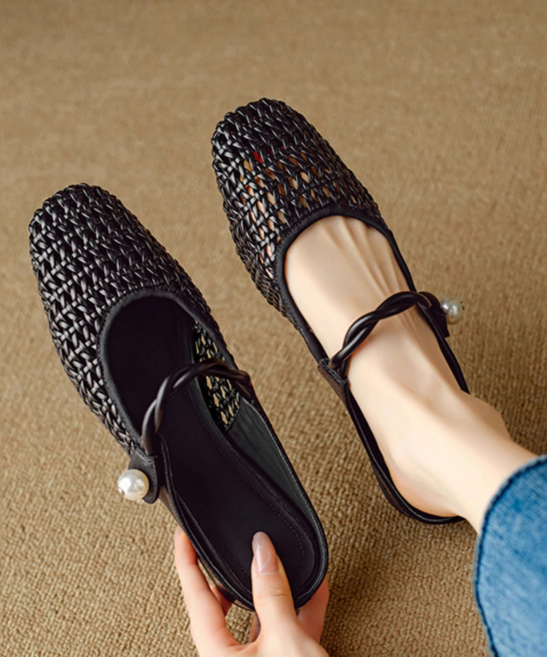 Graceful Orthopedic Sandals for Modern Look
