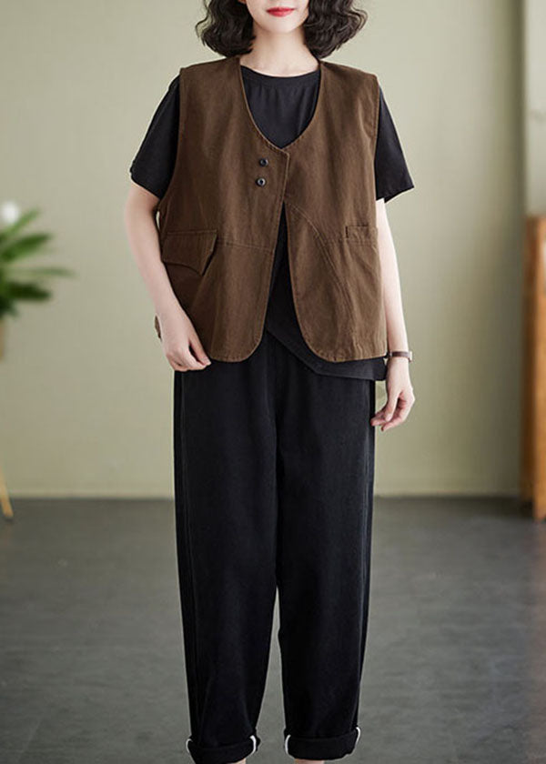 Sophisticated Garment with a Clean Classic Look