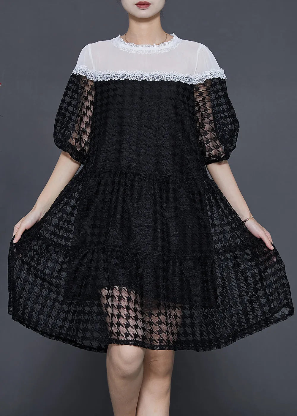 Gracefully Styled Dress for Any Occasion