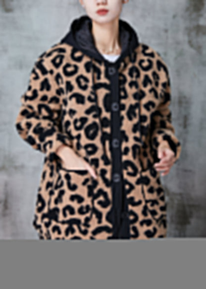 Effortlessly Elegant Coat with a Timeless Design