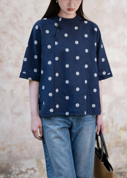 Gracefully Styled Blouse for Any Occasion