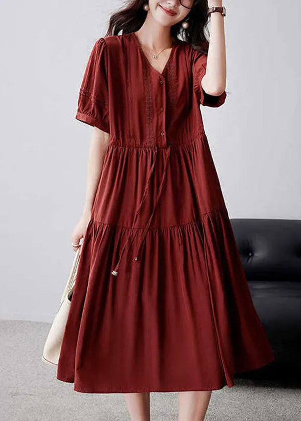 Beautifully Finished Dress in a Timeless Design
