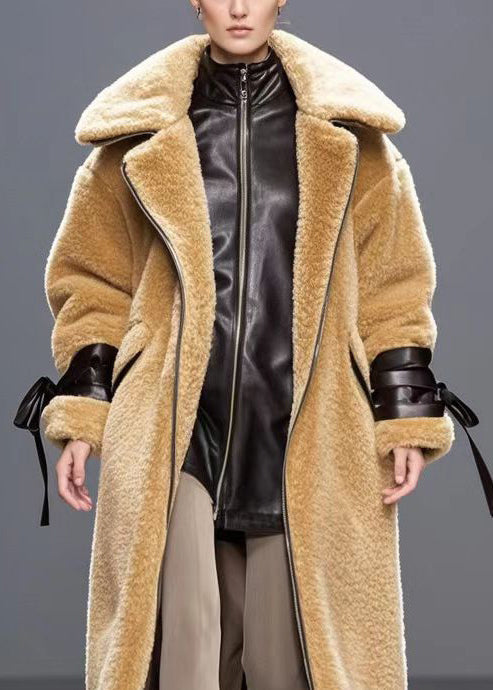 Sophisticated Coat with a Clean Classic Look