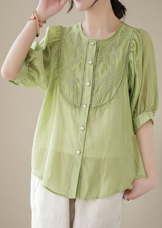 Beautifully Finished Shirt in a Timeless Design