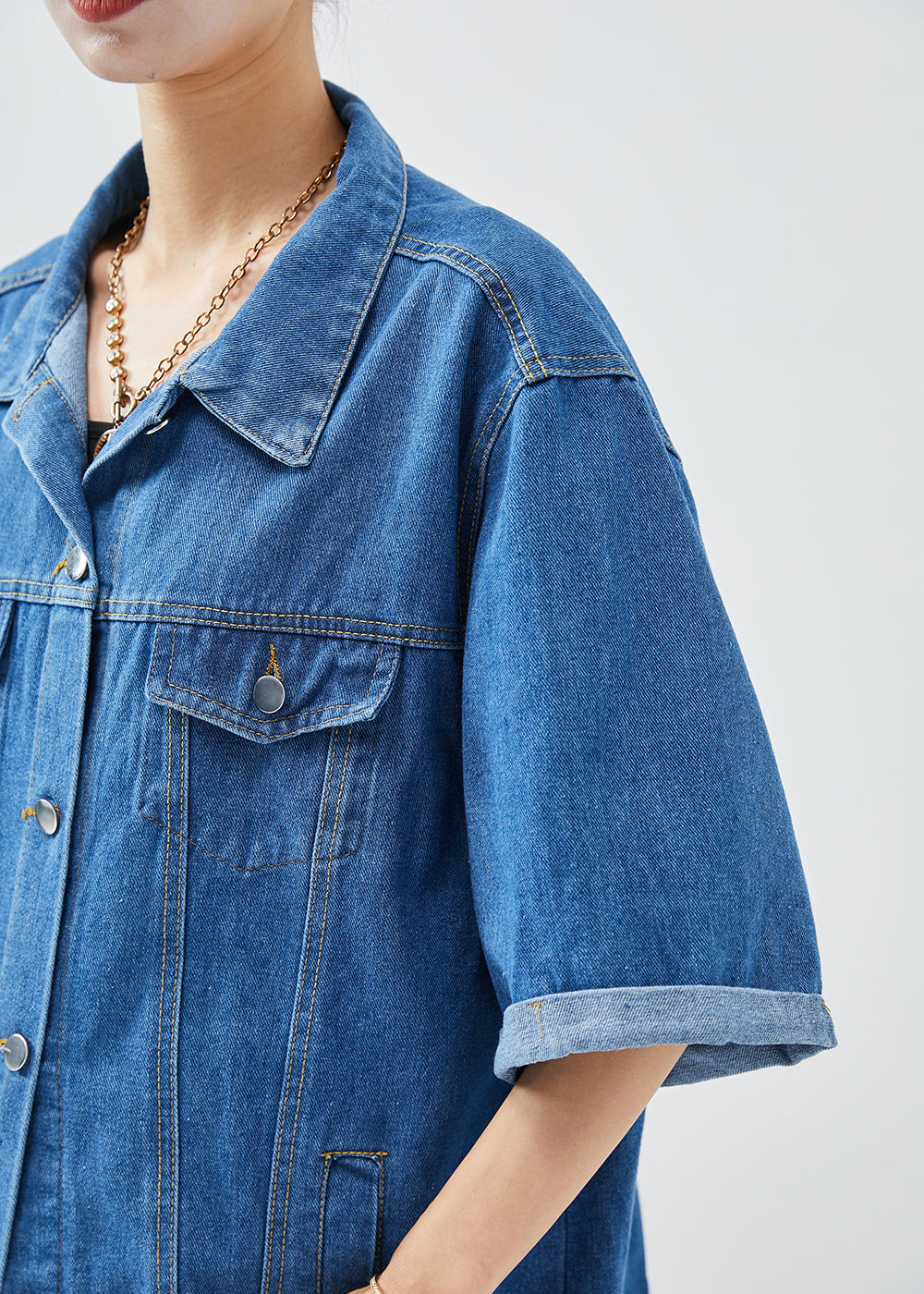 Gracefully Styled Coat for Any Occasion