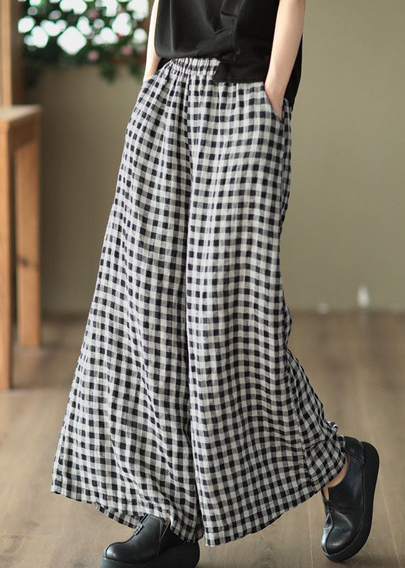 Effortlessly Elegant Pants with a Timeless Design