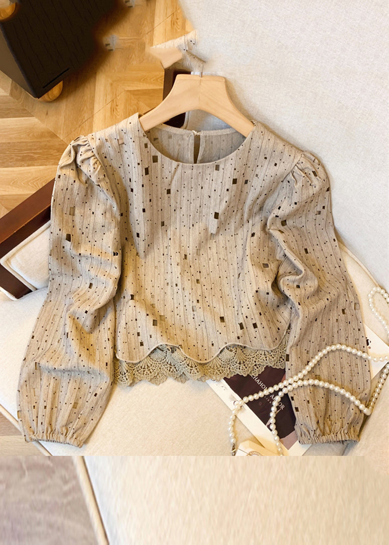 Elegantly Styled Shirt for Everyday Wear