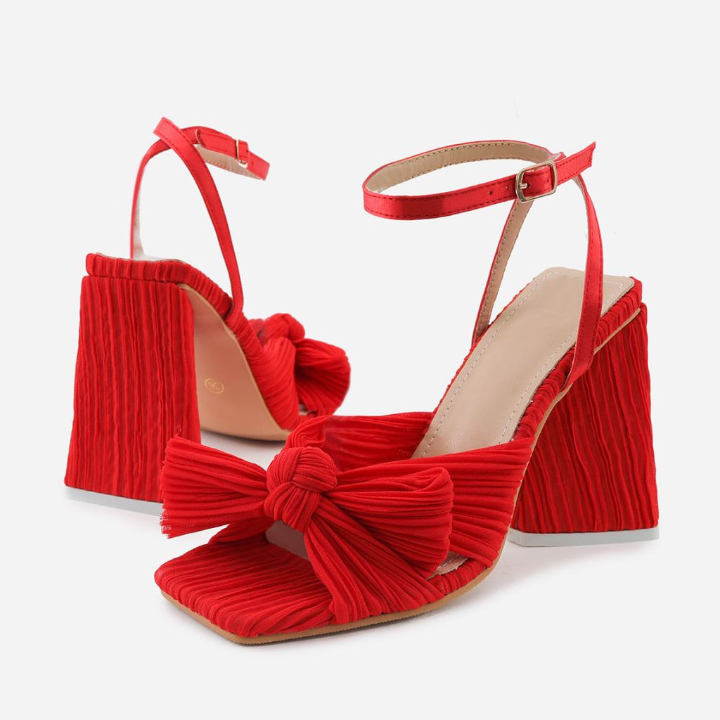 Chic Orthopedic Sandals with Unique Design