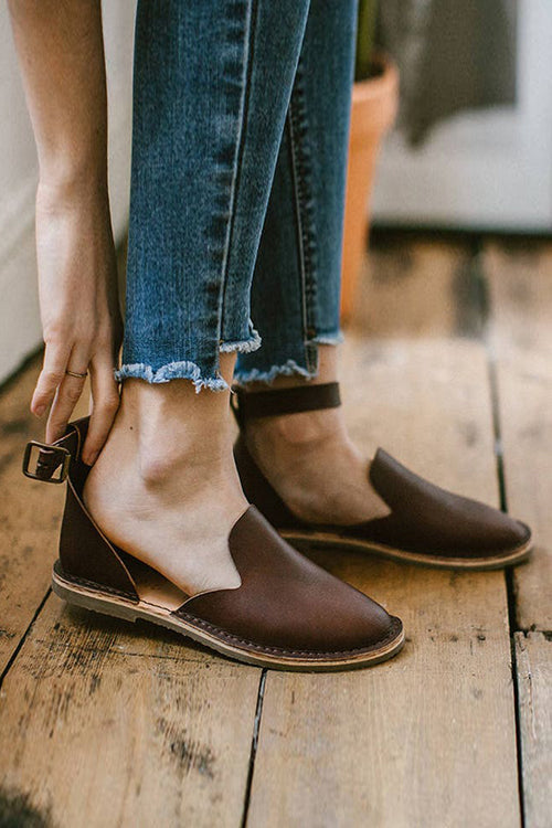 Graceful Orthopedic Flats for Modern Look